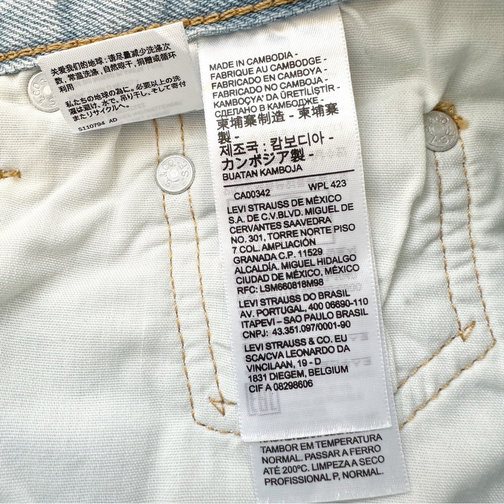 Levi's Light Blue Distressed Women Shorts - Picture 10 of 13